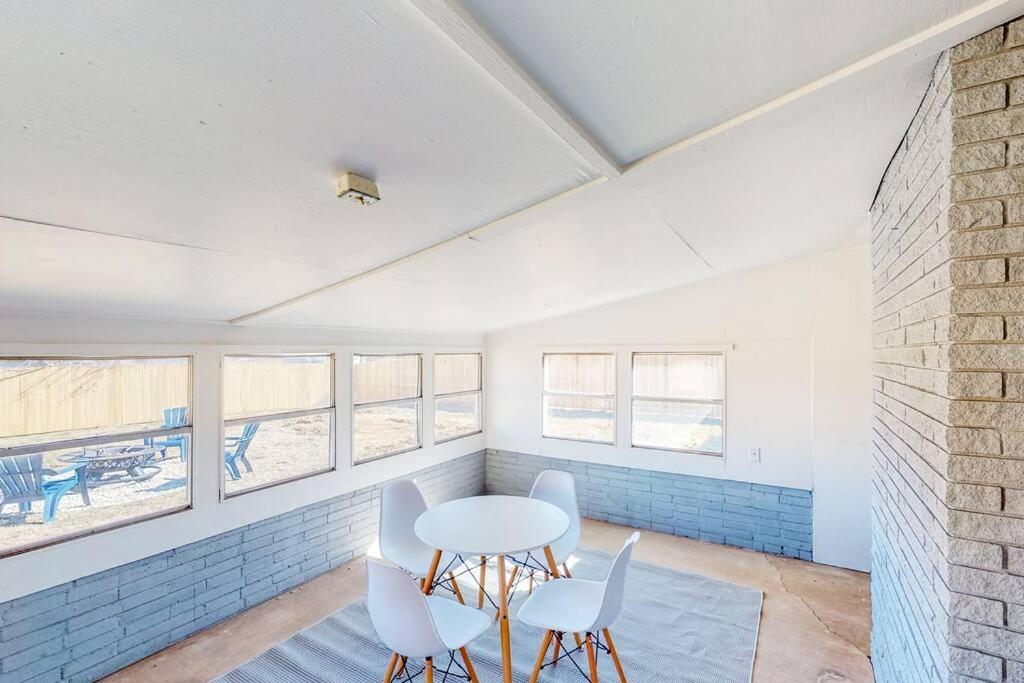 New Cozy Home 10 Min To Magnolia And Baylor Уэйко Экстерьер фото