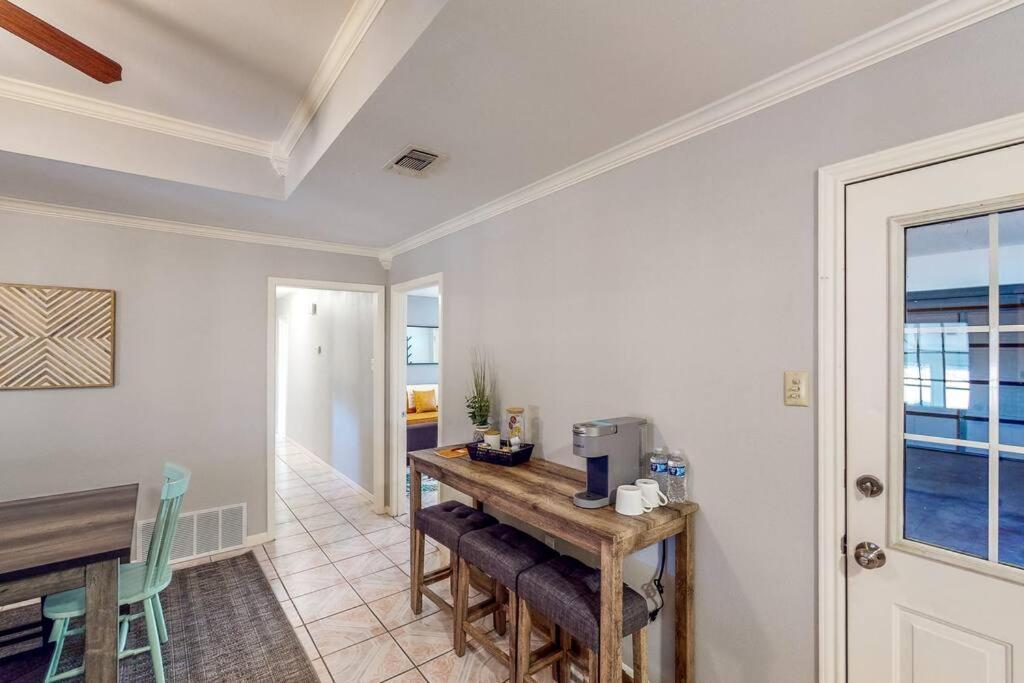 New Cozy Home 10 Min To Magnolia And Baylor Уэйко Экстерьер фото